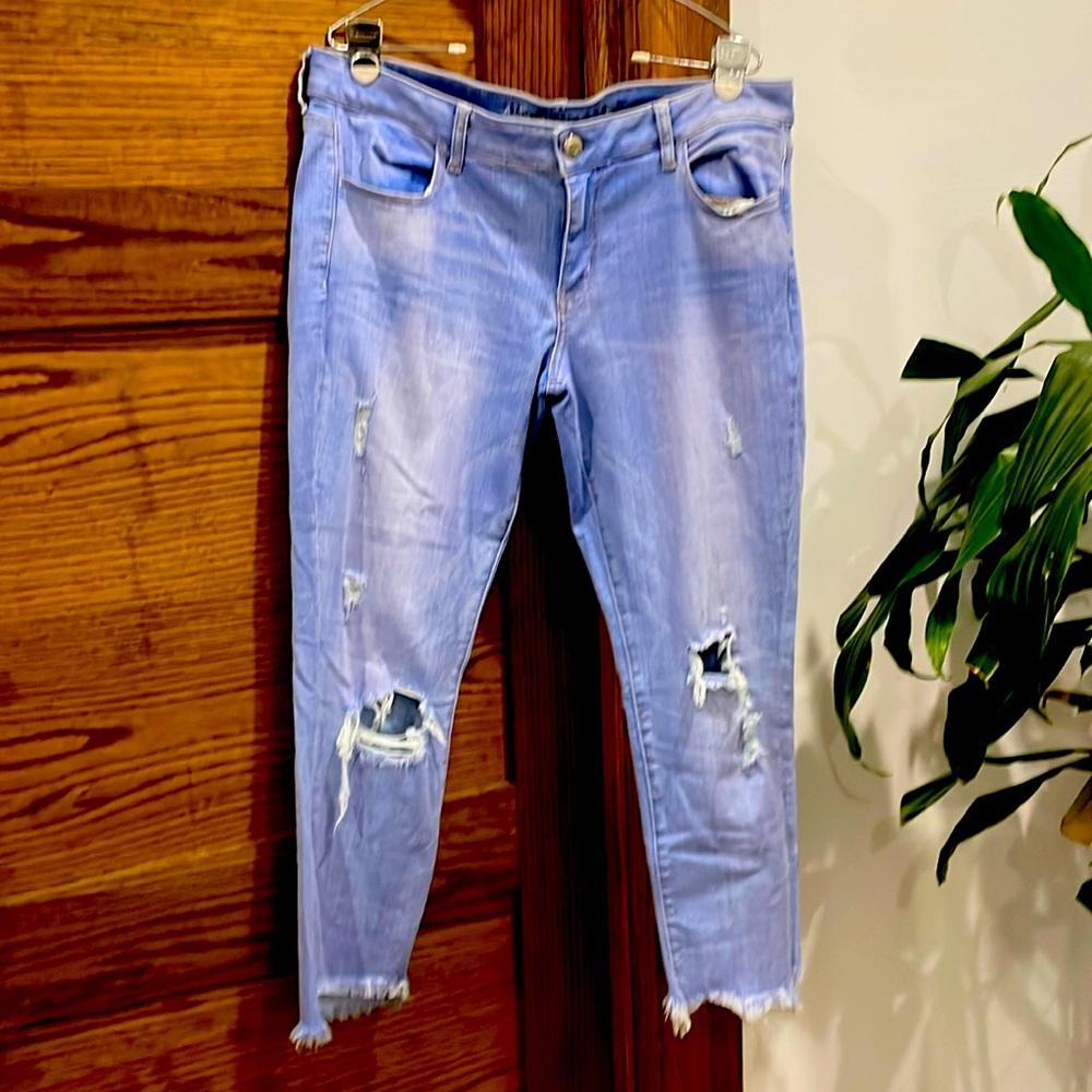 American Eagle Distressed Jeans